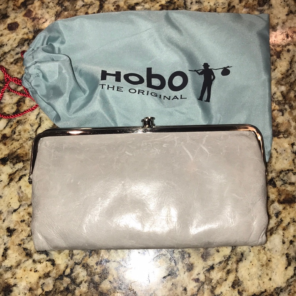 Hobo Lauren wallet clutch